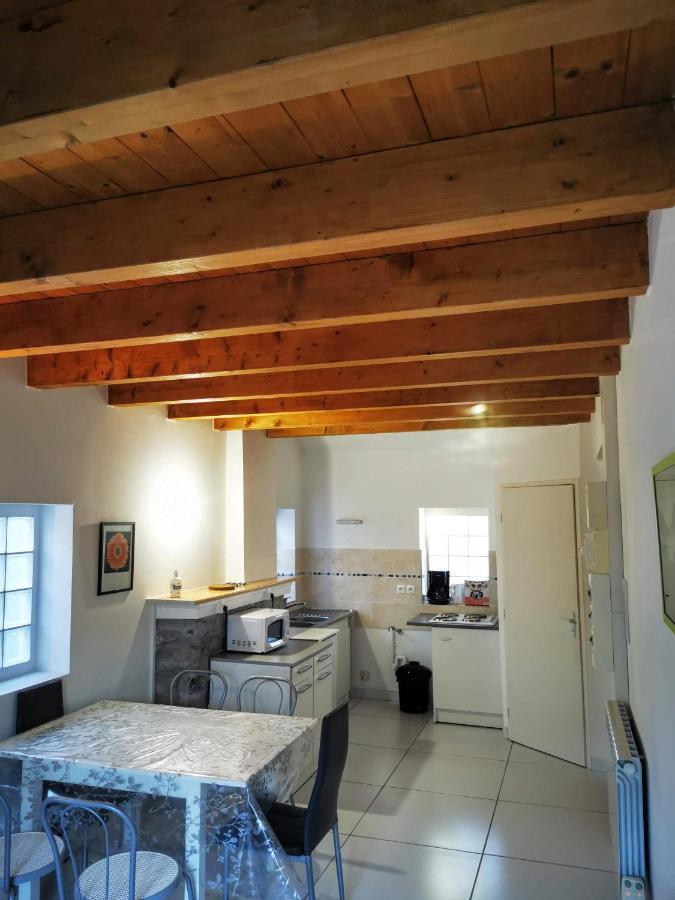 Appartement 4-6 Personnes A Proximite Des Stations Et Grands Cols Saint Avre la Chambre Exterior foto